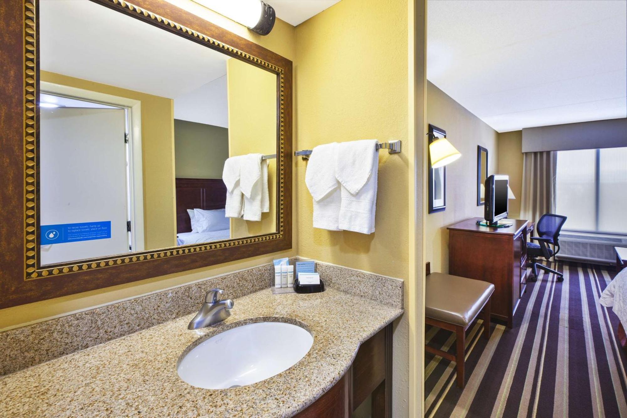 Hampton Inn Washington-Dulles International Airport South Chantilly Ngoại thất bức ảnh